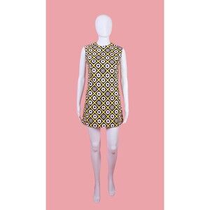 1960s-1970s Lattice Floral Print MOD SHIFT Tunic Micro Mini Dress. XS-S